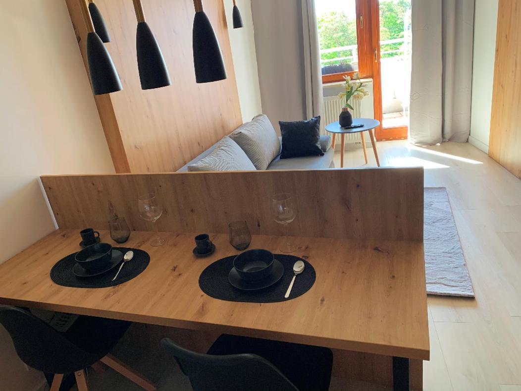 Appartement Dom Zdrojowy Apartament Debowy à Jastarnia Extérieur photo
